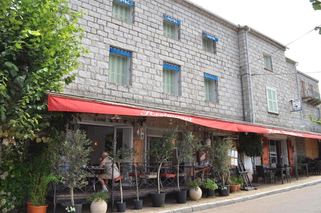 Hotel Restaurant L'Incudine Зонза Екстериор снимка